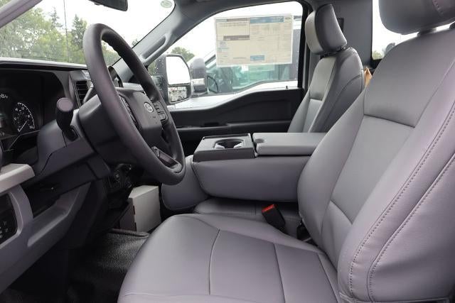 2026 Ford Super Duty F-550 DRW XL