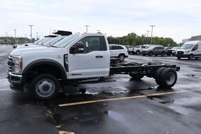 2026 Ford Super Duty F-550 DRW XL
