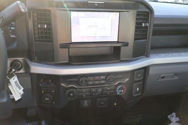 2026 Ford Super Duty F-550 DRW XL