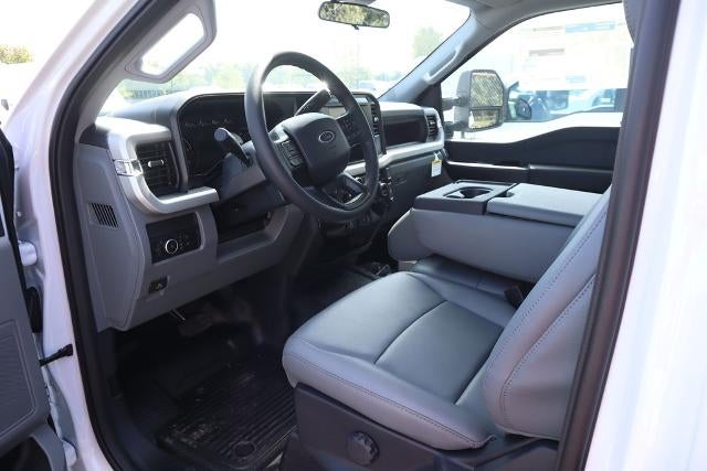 2026 Ford Super Duty F-550 DRW XL