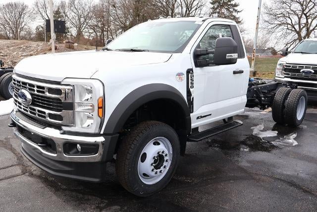 2025 Ford Super Duty F-550 DRW XL