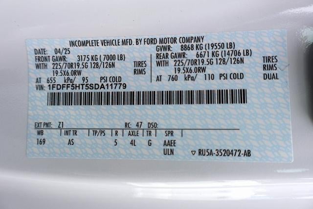 2025 Ford Super Duty F-550 DRW XL