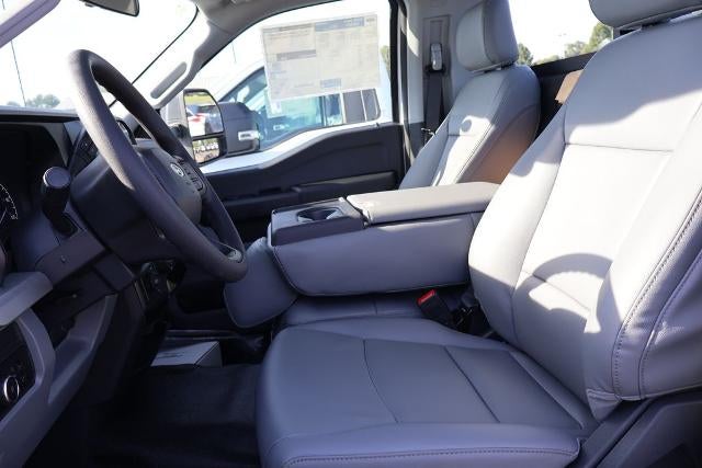 2026 Ford Super Duty F-550 DRW XL