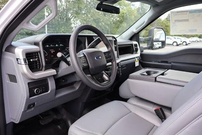 2026 Ford Super Duty F-550 DRW XL