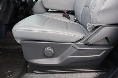 2026 Ford Super Duty F-550 DRW XL