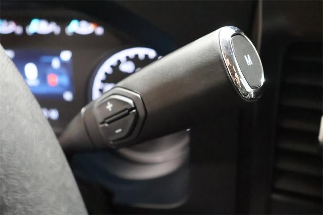 2025 Ford Super Duty F-600 DRW XLT