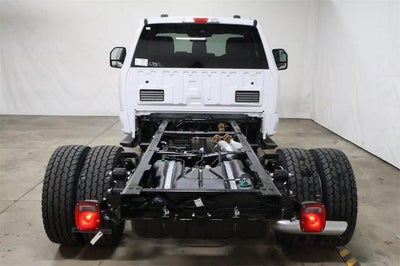 2025 Ford Super Duty F-600 DRW XLT