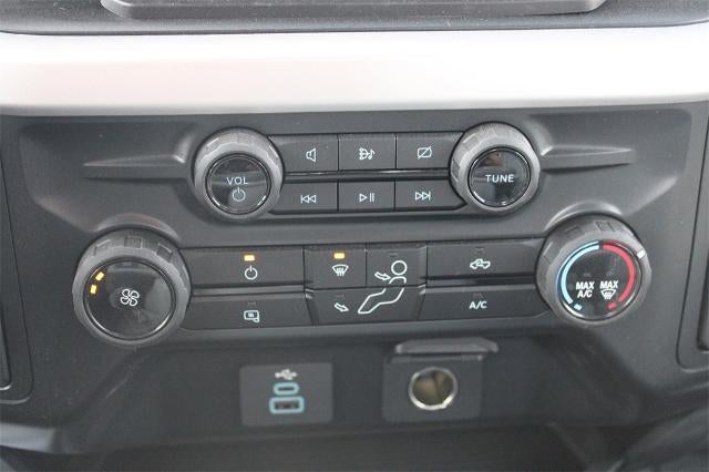 2024 Ford Super Duty F-600 DRW XL