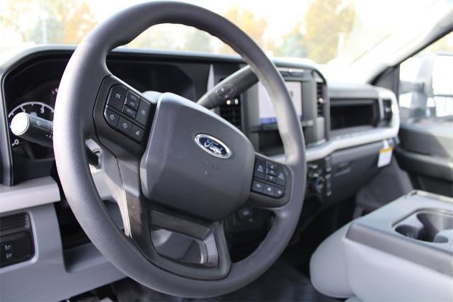 2024 Ford Super Duty F-600 DRW XL
