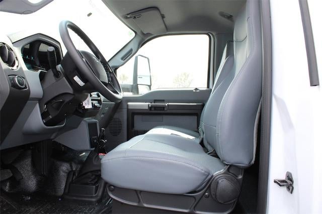 2025 Ford F-750SD Base