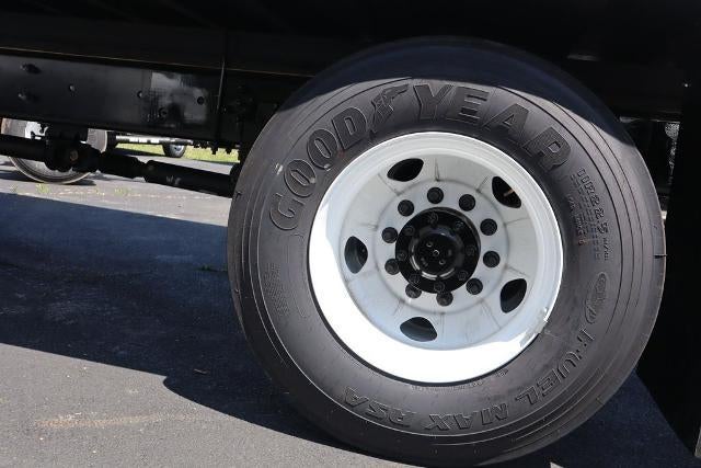 2025 Ford F-750SD Base