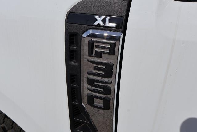 2025 Ford Super Duty F-350 SRW XL