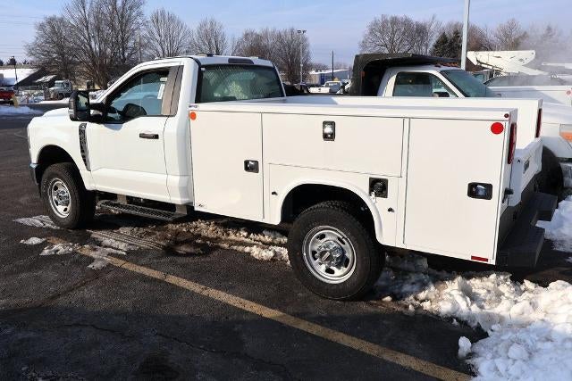 2025 Ford Super Duty F-350 SRW XL