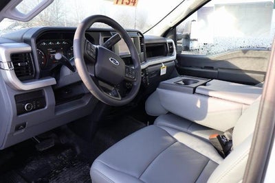 2025 Ford Super Duty F-350 SRW XL