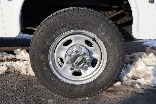 2025 Ford Super Duty F-350 SRW XL