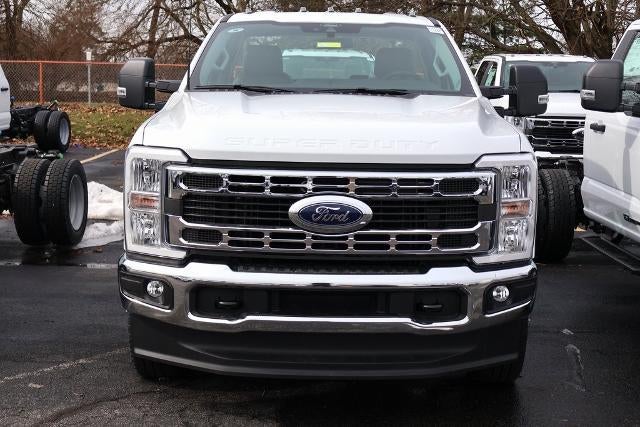 2026 Ford Super Duty F-350 DRW XL