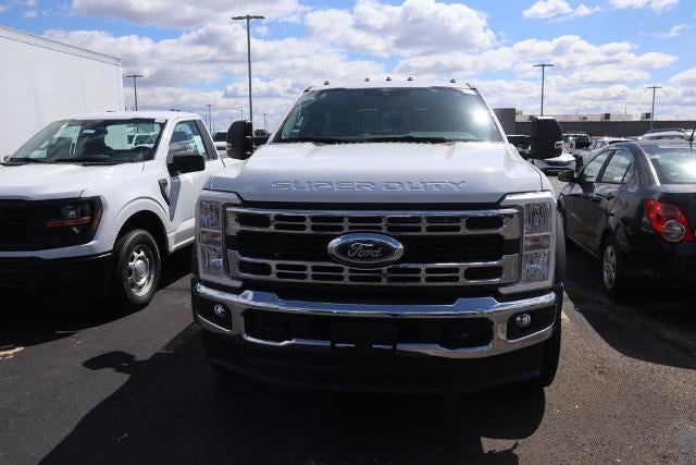 2026 Ford Super Duty F-550 DRW ® XL