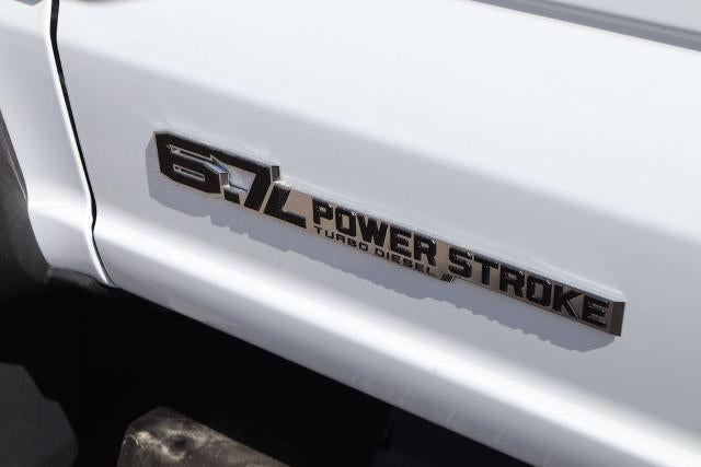 2026 Ford Super Duty F-550 DRW ® XL