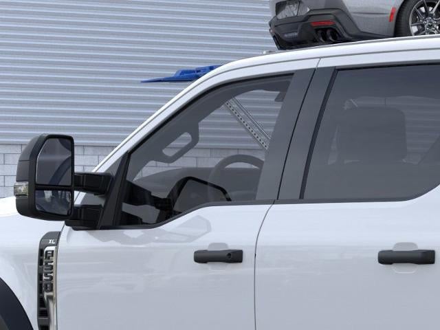 2026 Ford Super Duty F-550 DRW XL