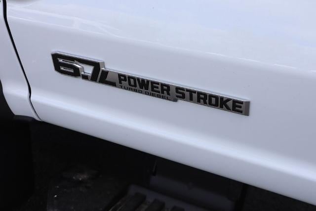 2026 Ford Super Duty F-550 DRW ® XL