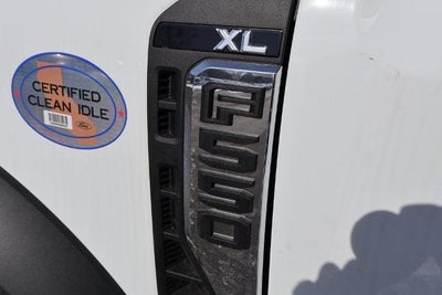 2026 Ford Super Duty F-550 DRW XL