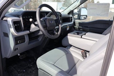 2026 Ford Super Duty F-550 DRW XL