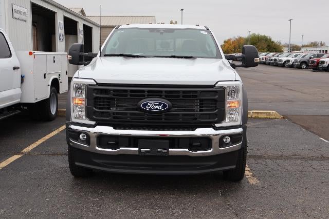 2027 Ford Super Duty F-550 DRW XL