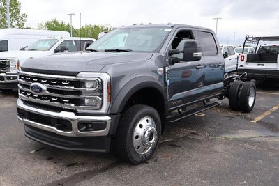 2026 Ford Super Duty F-550 DRW ® LARIAT®