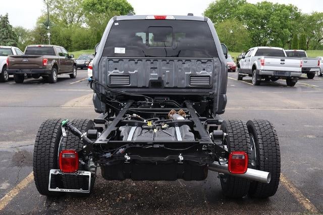 2026 Ford Super Duty F-550 DRW ® LARIAT®