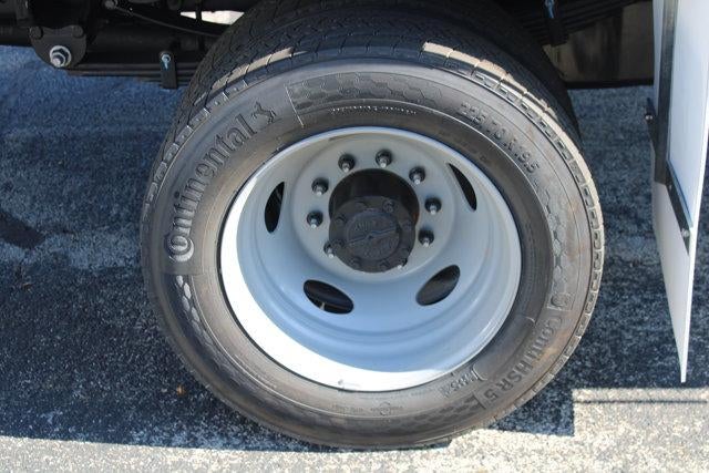 2024 Ford Super Duty F-550 DRW XL