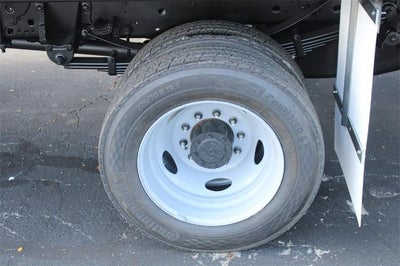 2024 Ford Super Duty F-550 DRW XL