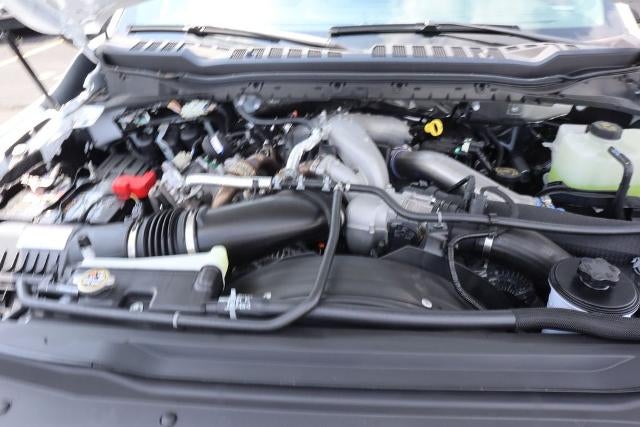 2024 Ford Super Duty F-550 DRW ® XL