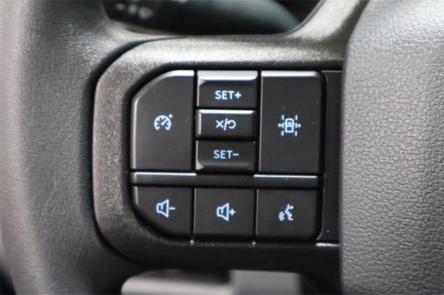 2025 Ford Super Duty F-550 DRW XL