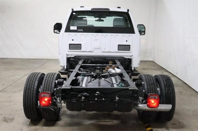2025 Ford Super Duty F-550 DRW XL