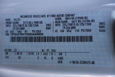 2025 Ford Super Duty F-550 DRW XL