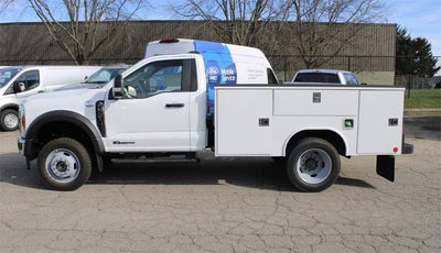 2024 Ford Super Duty F-550 DRW XL