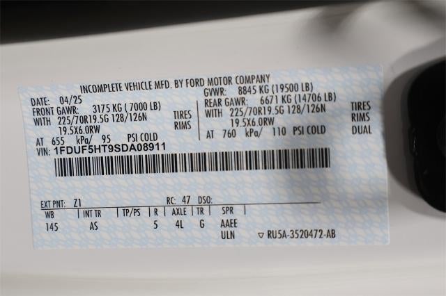 2025 Ford Super Duty F-550 DRW XL