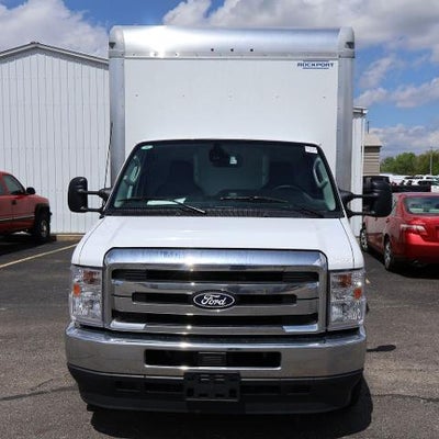 2027 Ford E-Series Cutaway Base