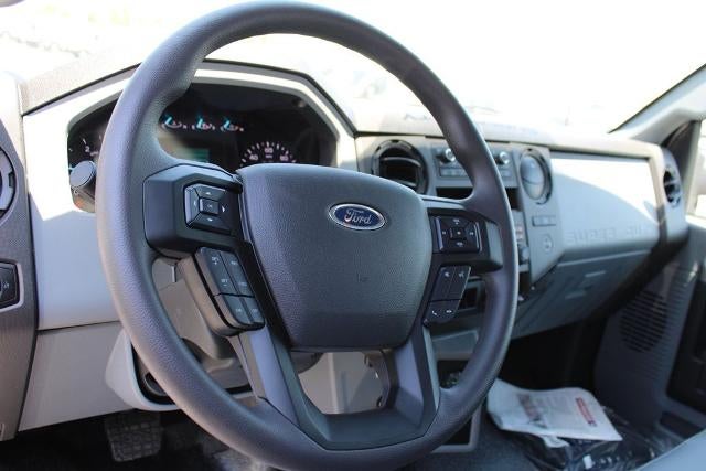 2025 Ford F-750SD Base