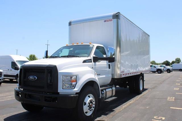 2025 Ford F-750SD Base