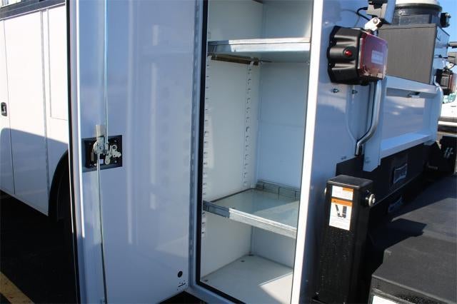 2025 Ford F-750SD Base