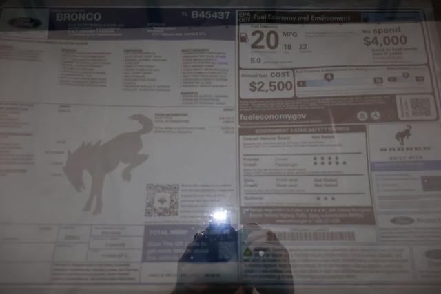 2026 Ford Bronco Outer Banks
