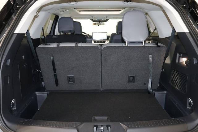 2025 Ford Explorer Active Demo