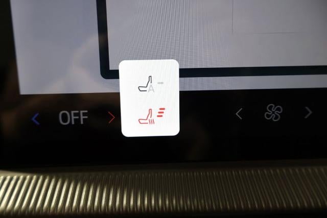 2025 Ford Explorer Active Demo