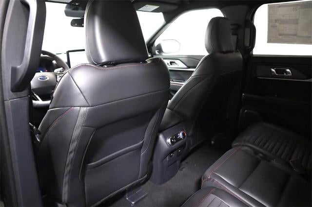2025 Ford Explorer ST-Line Demo