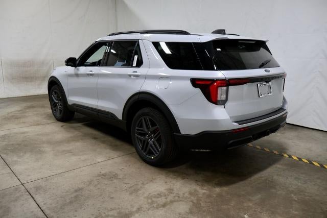 2026 Ford Explorer ST-Line Demo