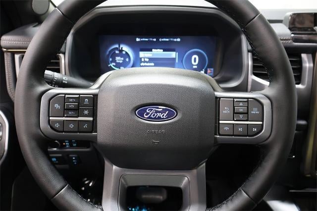 2025 Ford F-150 Lightning Lariat