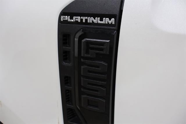 2026 Ford Super Duty F-250 SRW Platinum
