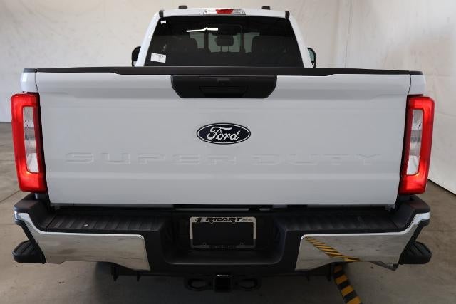 2027 Ford Super Duty F-250 SRW XL