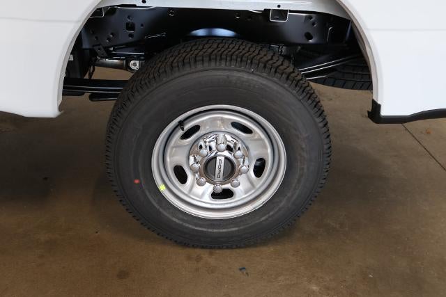2027 Ford Super Duty F-250 SRW XL